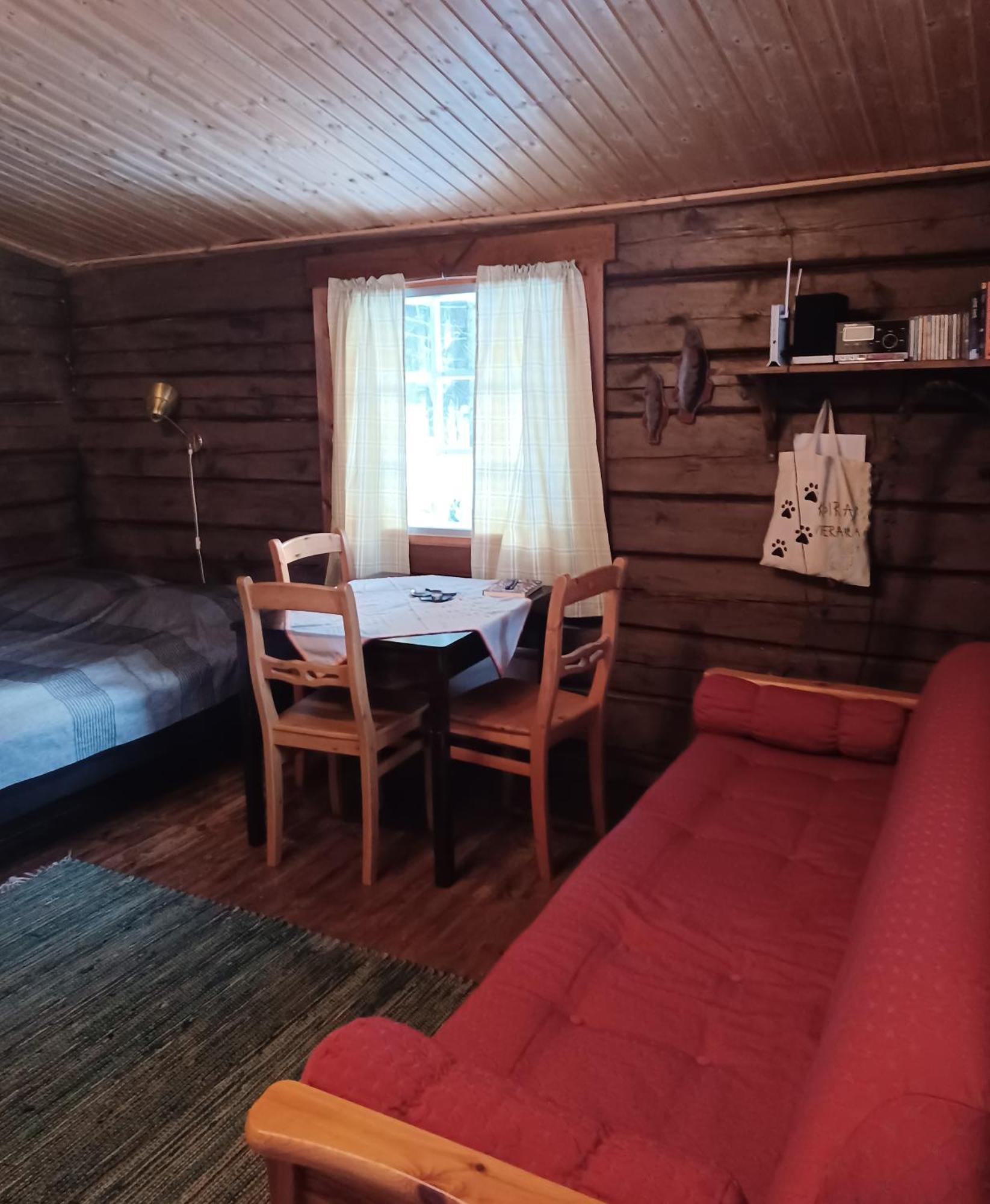 Accommodation And Fishing Vonkale Äänekoski الغرفة الصورة