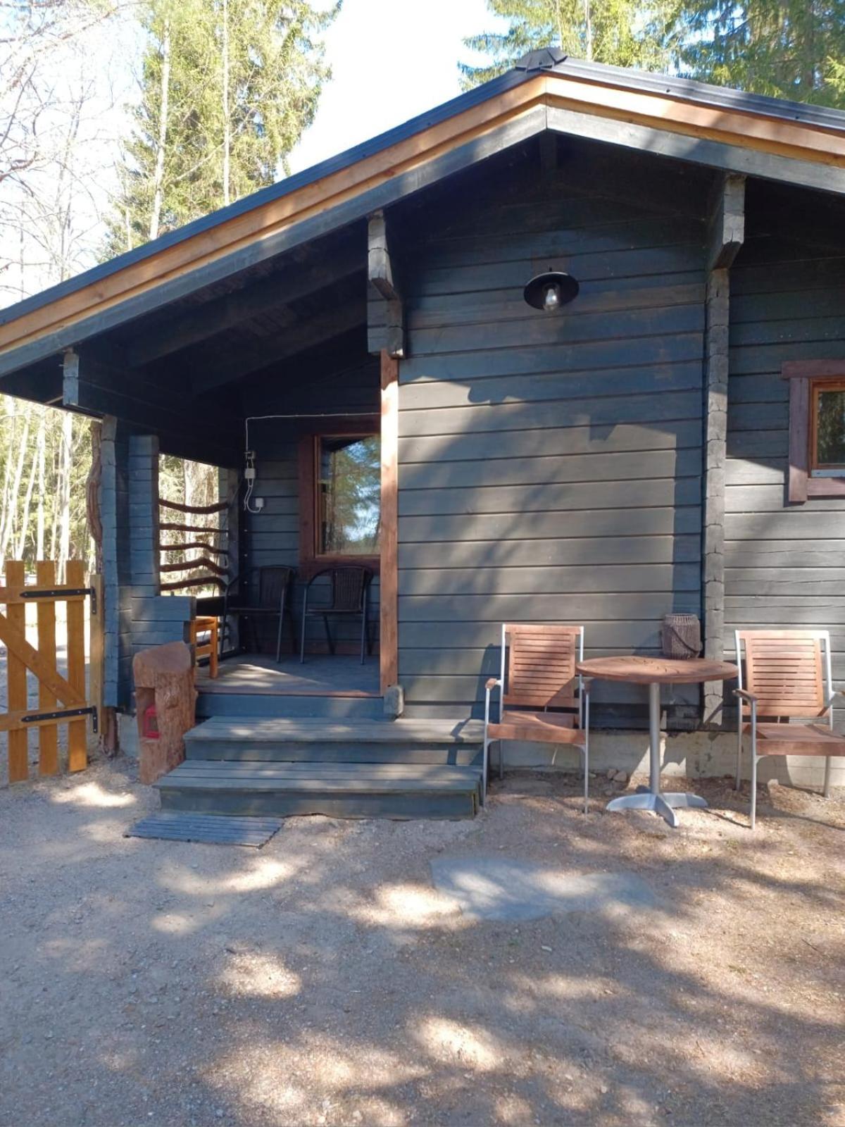 Accommodation And Fishing Vonkale Äänekoski الغرفة الصورة