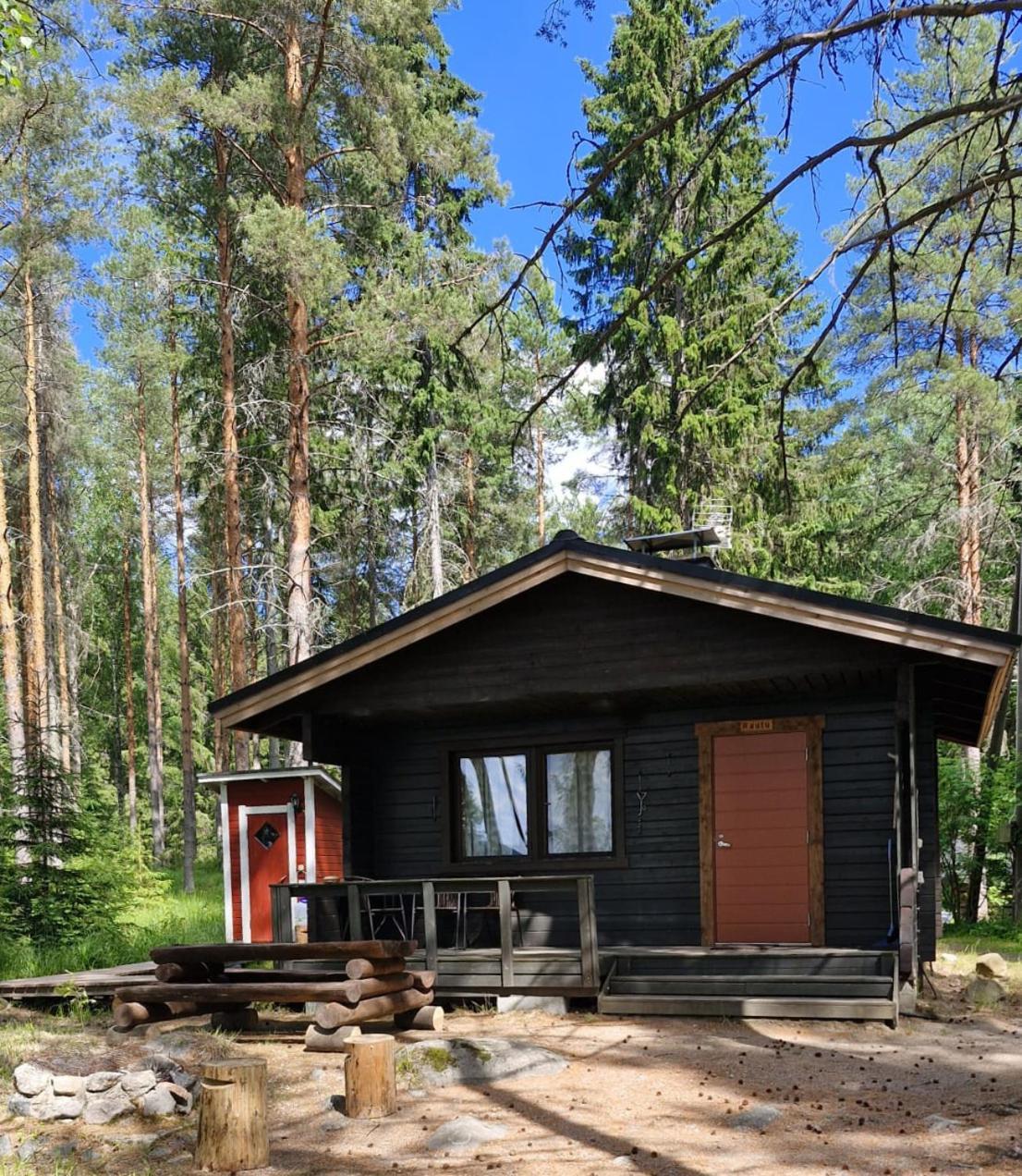 Accommodation And Fishing Vonkale Äänekoski الغرفة الصورة